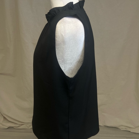 J. Crew Black Sleeveless Ruffle-Neck Shell Blouse Sz S Preppy Classic Office - Picture 3 of 7